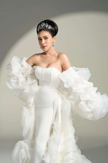 2.Gift_Mrs. Thailand World2127